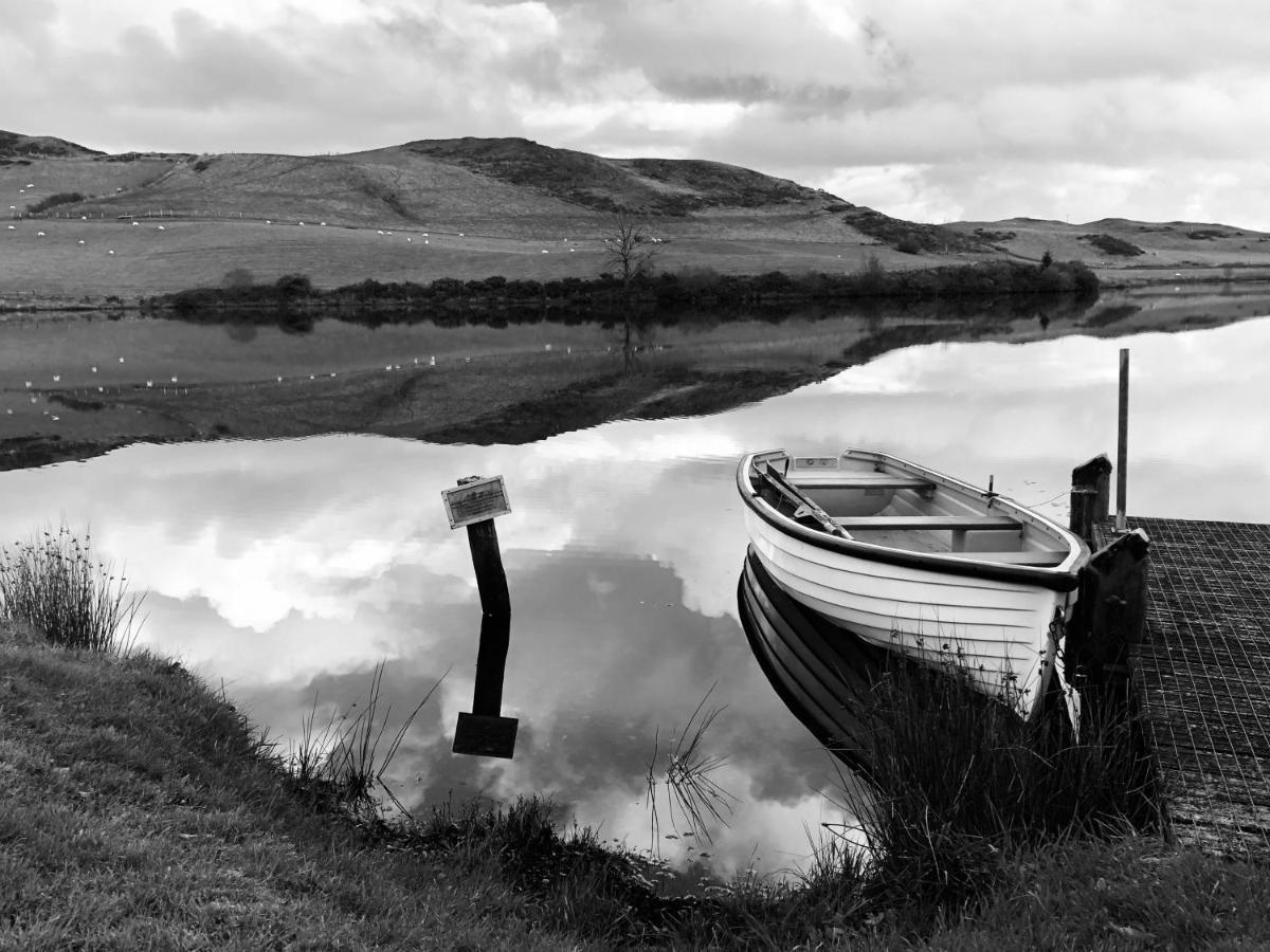 Lake View Romantic Retreat Aberystwyth Exterior foto